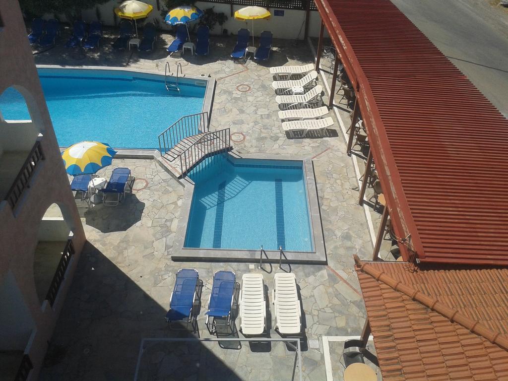 Krits Hotel Hersonissos  Exterior photo